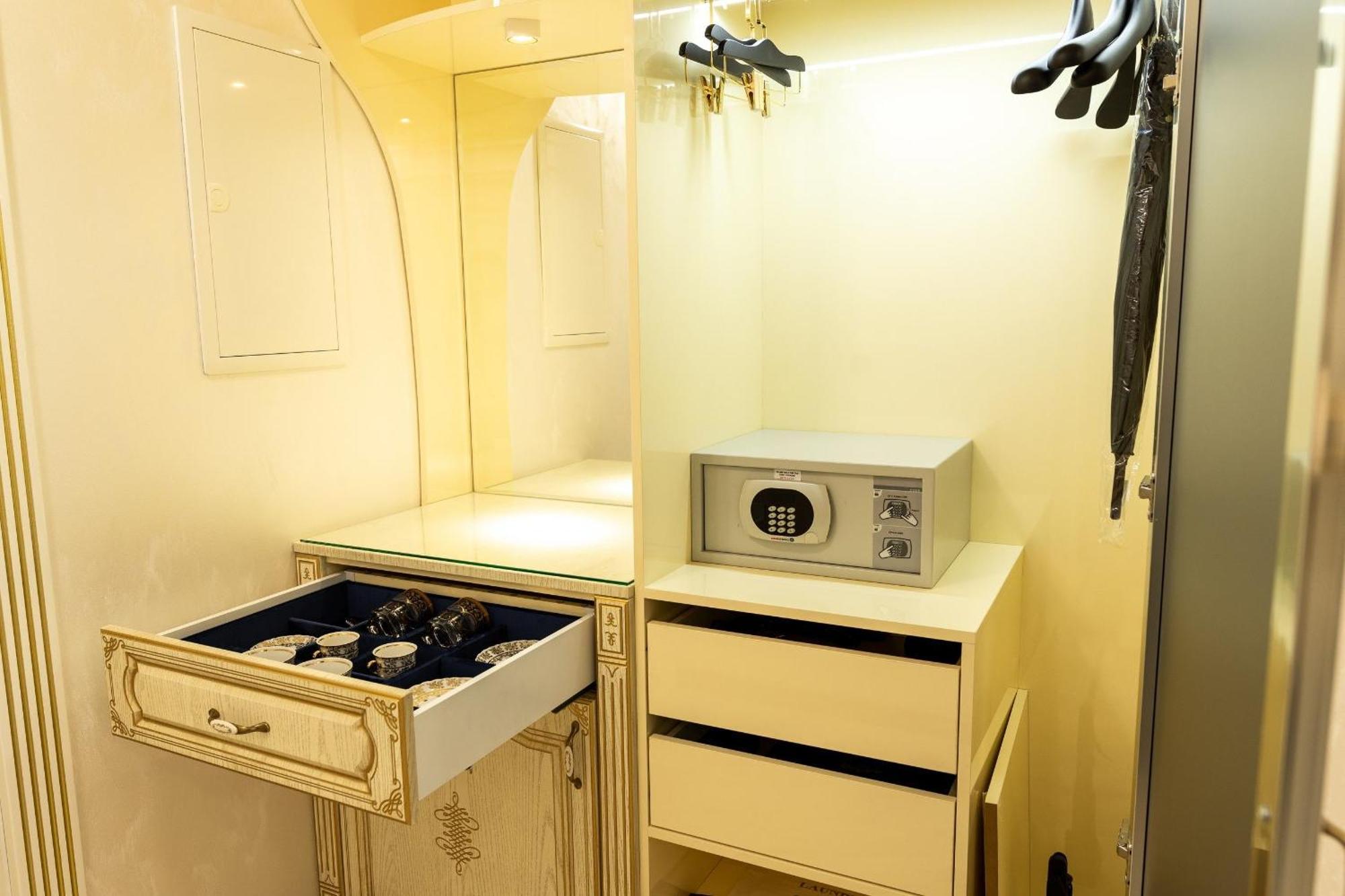 Khmelʼnytsʼkyy Royal Palace Luxury Hotel And Spa חדר תמונה