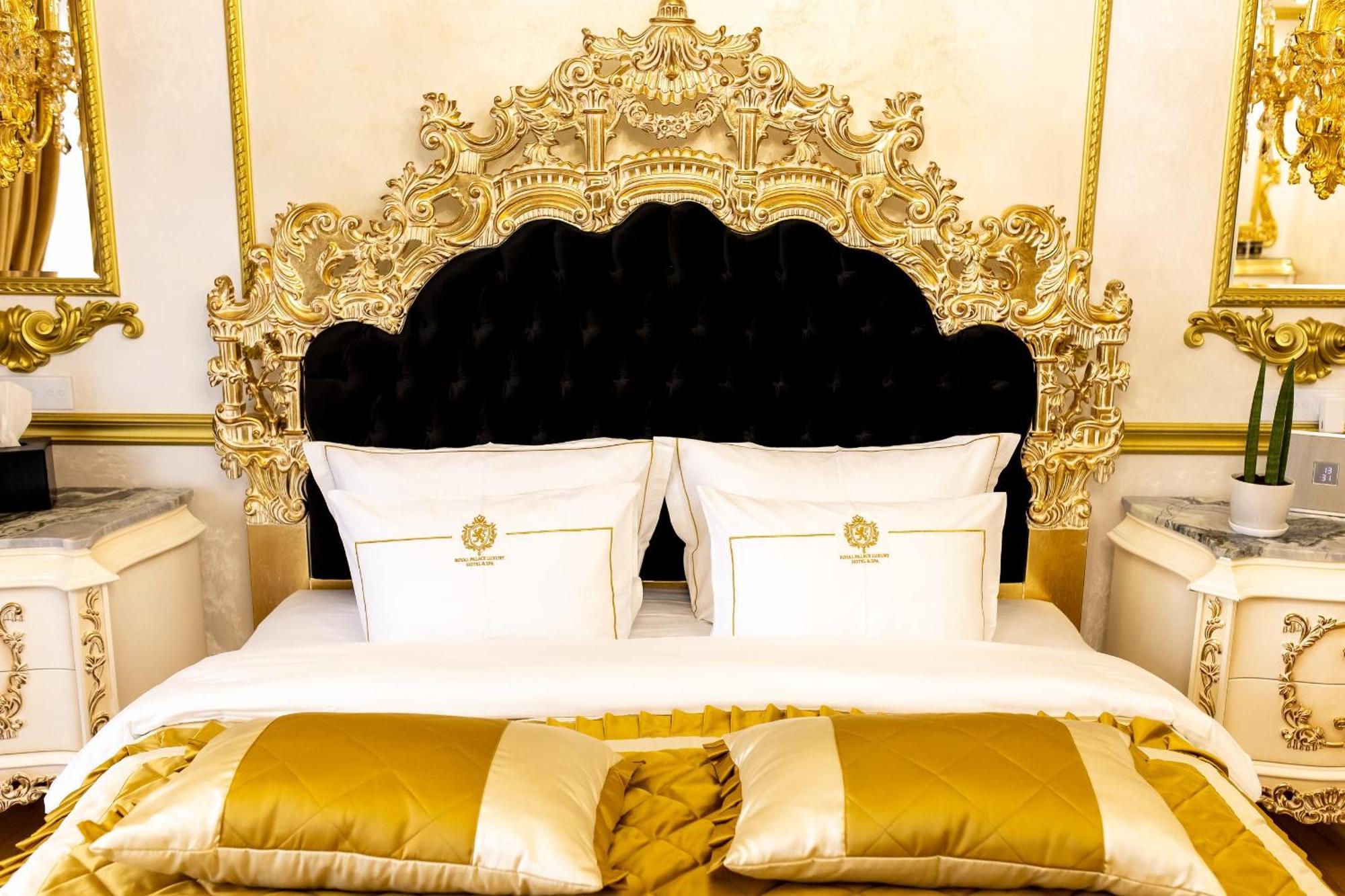 Khmelʼnytsʼkyy Royal Palace Luxury Hotel And Spa חדר תמונה
